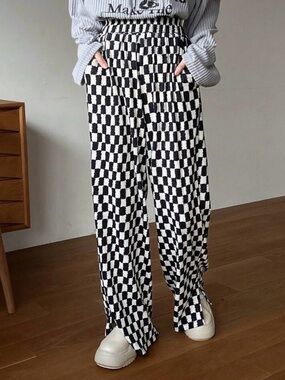 Checkerboard Wide-Leg Pull-On Pants - Black & White